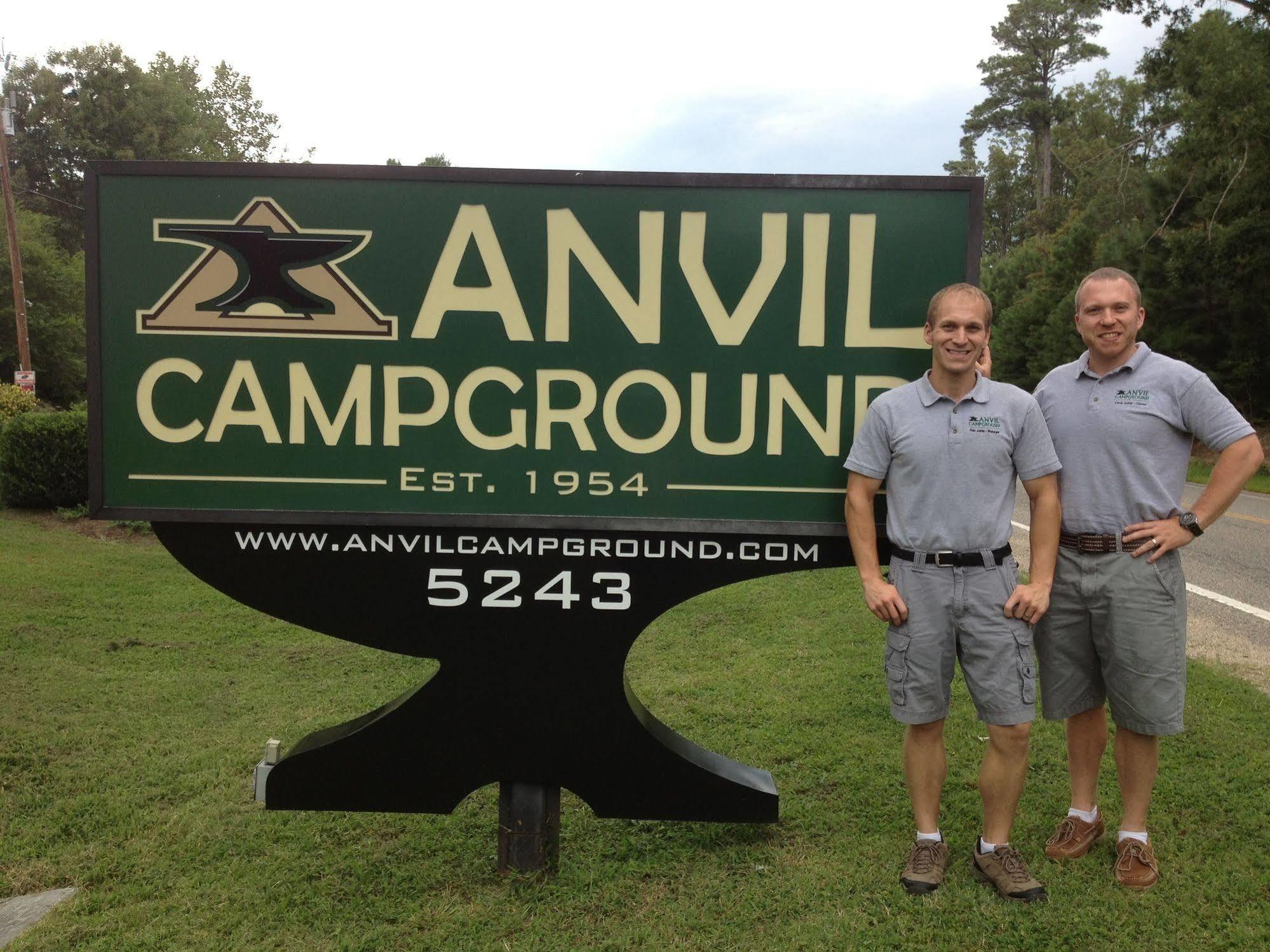 Hotel Anvil Campground à Williamsburg Extérieur photo